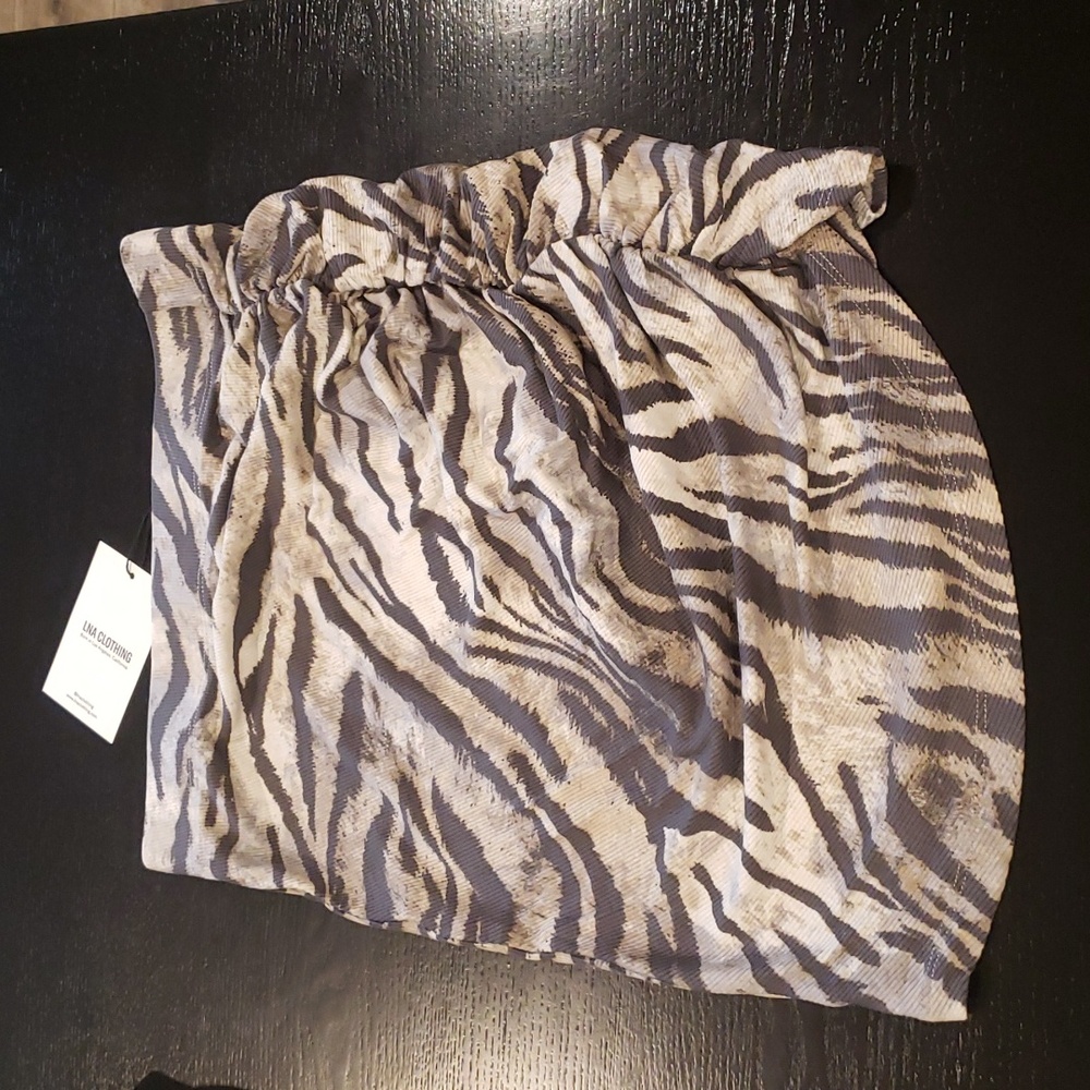 NWT! LNA Ribbed Ruched Mini Skirt